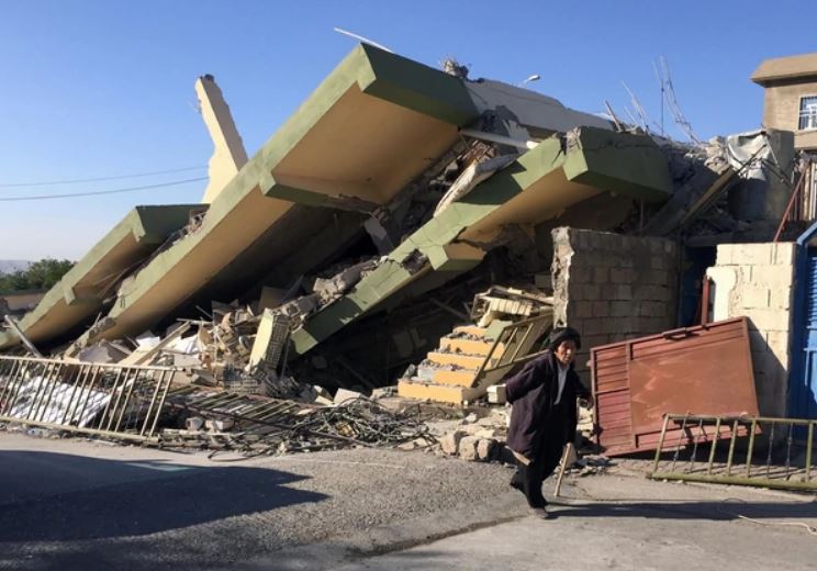 Al menos 335 muertos y 2500 heridos por terremoto de magnitud 7,2 en frontera entre Irán e Irak