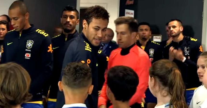 Neymar reveló por qué se fue del Barcelona luego de pregunta indiscreta de un niño