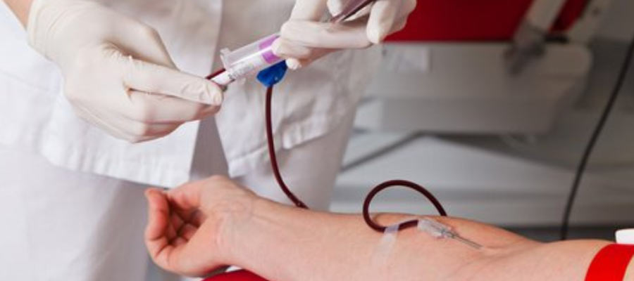 CCSS pide a población donar sangre para atender demanda de fin y principio de año