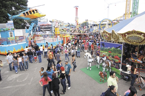 Tope, carnaval y festejos de Zapote ya suman 37 toneladas de basura
