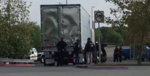 Un camionero fue detenido cerca de Texas por contrabando de inmigrantes: transportaba a 12 personas