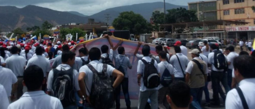 Migración Colombia prevé flujo de venezolanos hasta enero