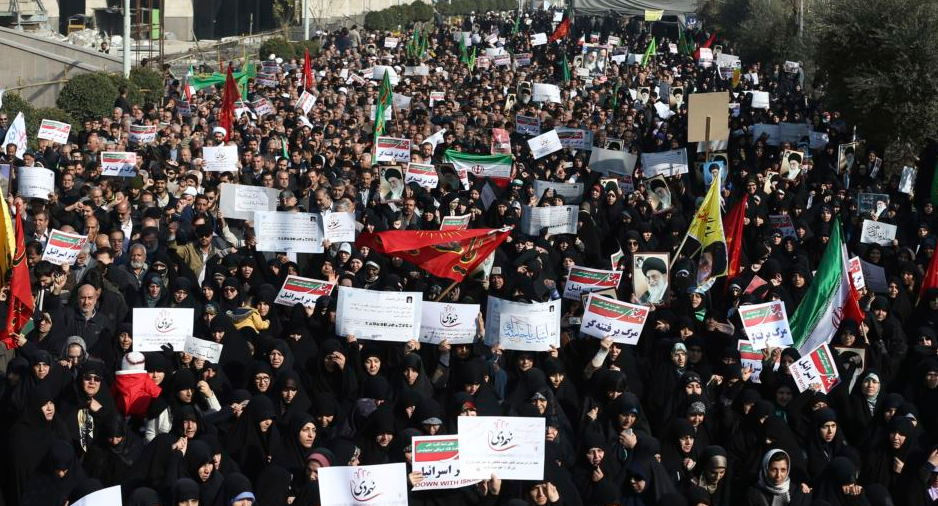 EE.UU. apoya protestas en Irán que desafían al gobierno