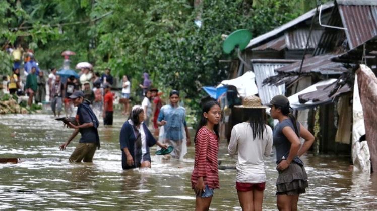 Al menos 26 personas murieron en Filipinas por deslizamiento de tierra