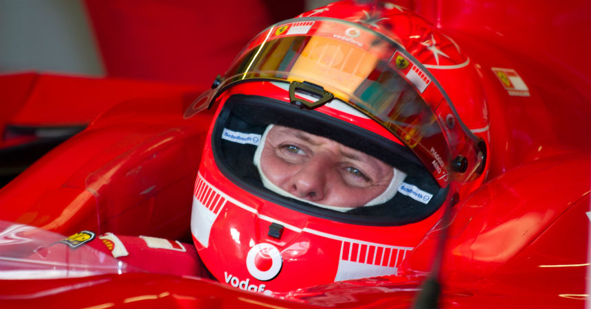 La estrategia financiera de la esposa de Michael Schumacher para mantener al ex piloto con vida