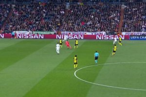 (VIDEO) Navas salió a jugar a media cancha frente al Dortmund
