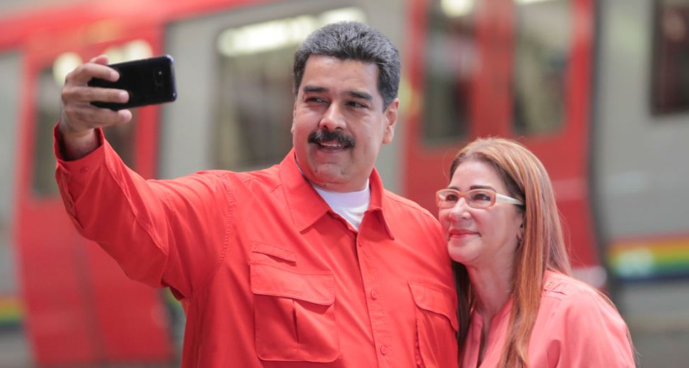 Maduro confirma su candidatura y comienza campaña electoral