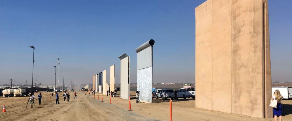 Trump insiste en la construcción del muro fronterizo con México