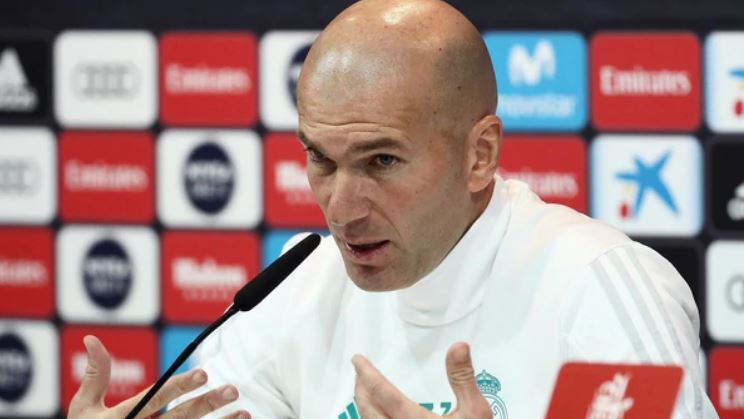 Zidane sufre la presión en el Real Madrid: «Es muchísimo desgaste; quiero terminar esta temporada»