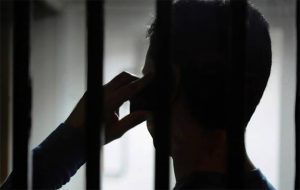 Autoridades reiteran urgencia de aprobar ley para bloquear señal celular en cárceles