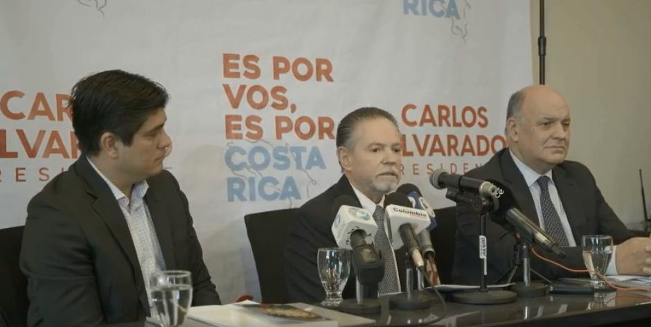 Carlos Alvarado presenta su primera ficha en posible gabinete
