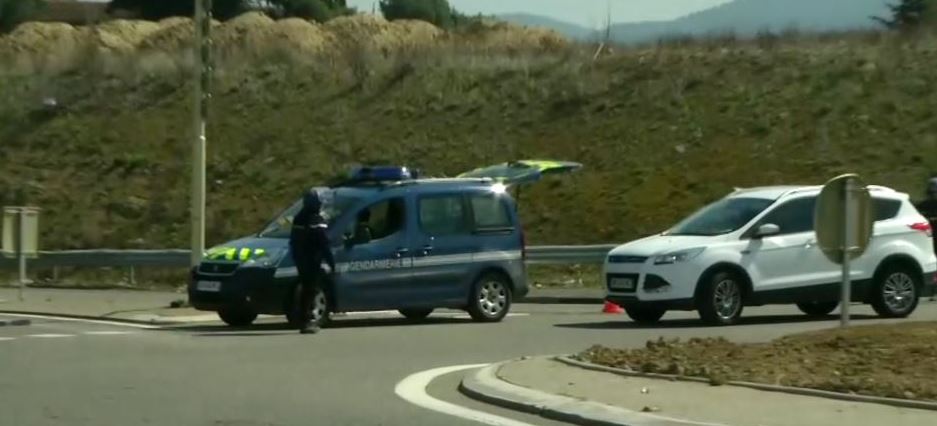 Dos muertos y 12 heridos en toma de rehenes en Francia