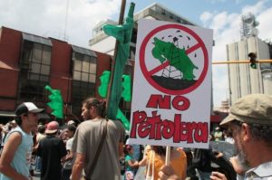 Sala IV rechaza reclamo que pretendía reactivar explotación petrolera en el país