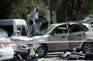 Ataque en Israel: dos soldados y un policía fueron heridos al ser atropellados por una camioneta