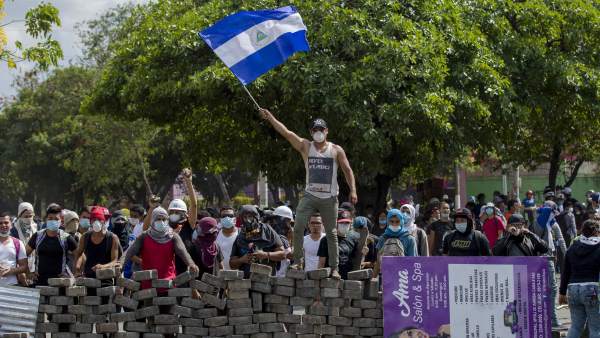 Tensión se mantiene en Nicaragua pese marcha atrás en reforma de pensiones