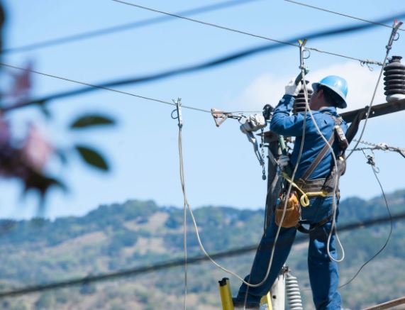 Vecinos de Ciudad Colón no tendrán electricidad este lunes