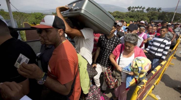 EEUU enviará ayuda por $16 millones para venezolanos exiliados en Colombia y Brasil