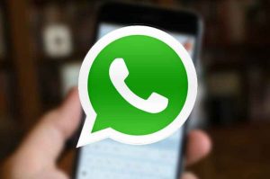 ¿Cómo mandar audios de WhatsApp sin mantener pulsado el micrófono?