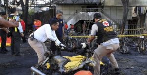 Familia con dos niñas realizó tres atentados suicidas en Indonesia que dejaron 13 muertos y 40 heridos