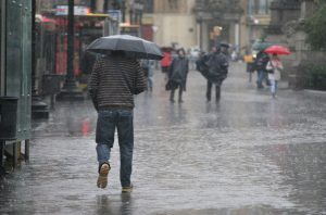 País bajo alerta verde por fuertes lluvias