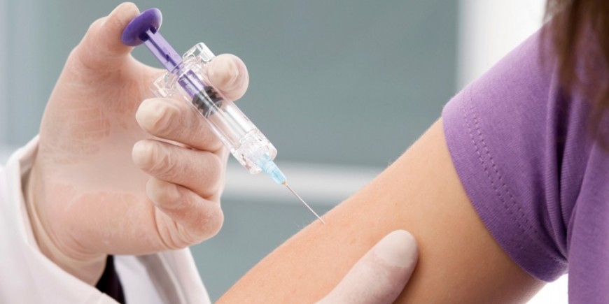 Caja pondrá a niñas vacuna contra papiloma humano a partir de los 10 años