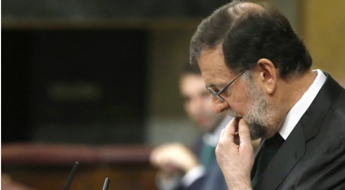 Pensión vitalicia, auto oficial y escolta: cómo será la vida de Mariano Rajoy tras su destitución