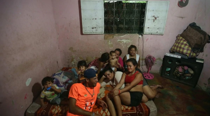 Otros 164 inmigrantes venezolanos serán trasladados a tres ciudades de Brasil