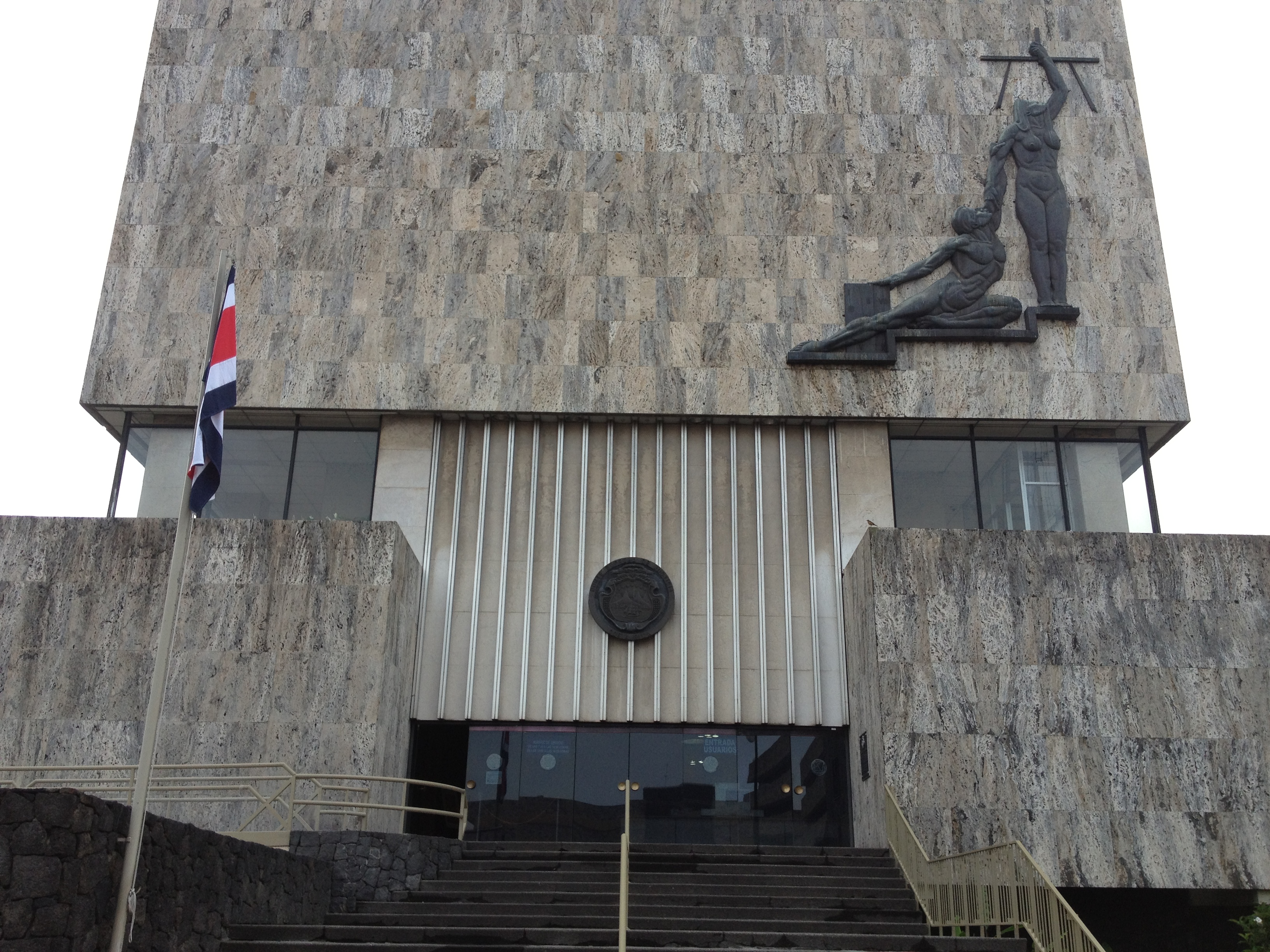 Corte decide hoy miércoles futuro de magistrados de la Sala Tercera por cementazo