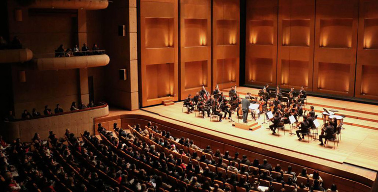 Orquesta de Houston dará dos conciertos para habitantes de la calle este lunes y martes