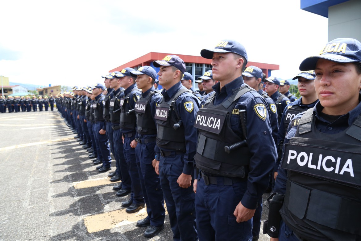 Policías amenazan con manifestación por presupuesto para Seguridad Pública