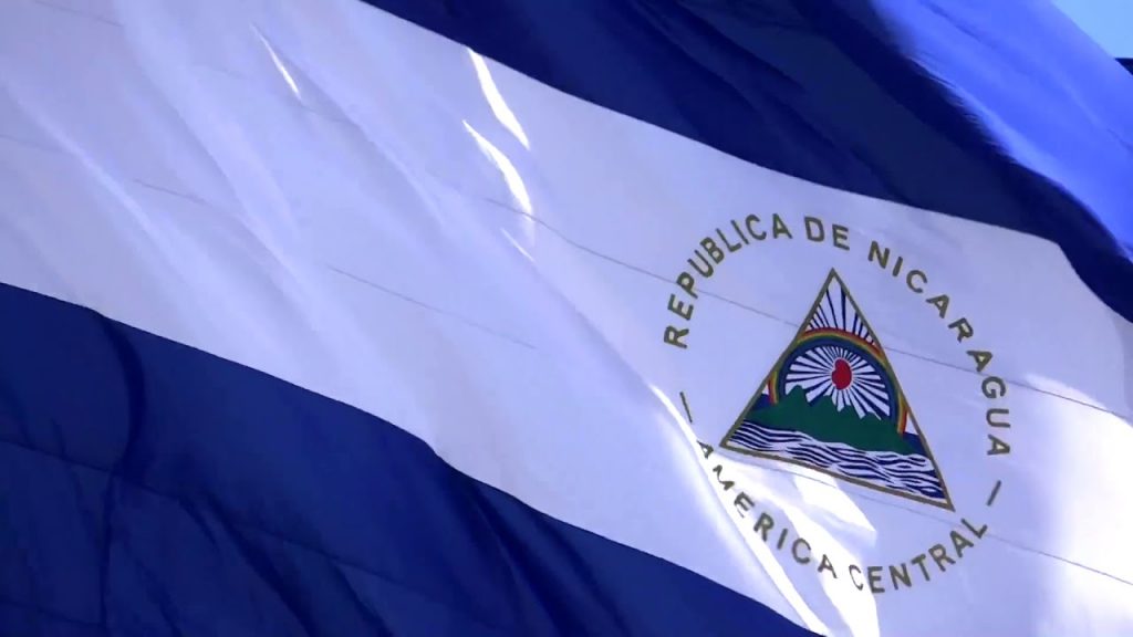 Nicaragüenses hicieron vigilia en embajada para pedir renuncia de Daniel Ortega