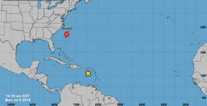La tormenta Chris avanza frente a la costa este de EEUU y podría convertirse en huracán