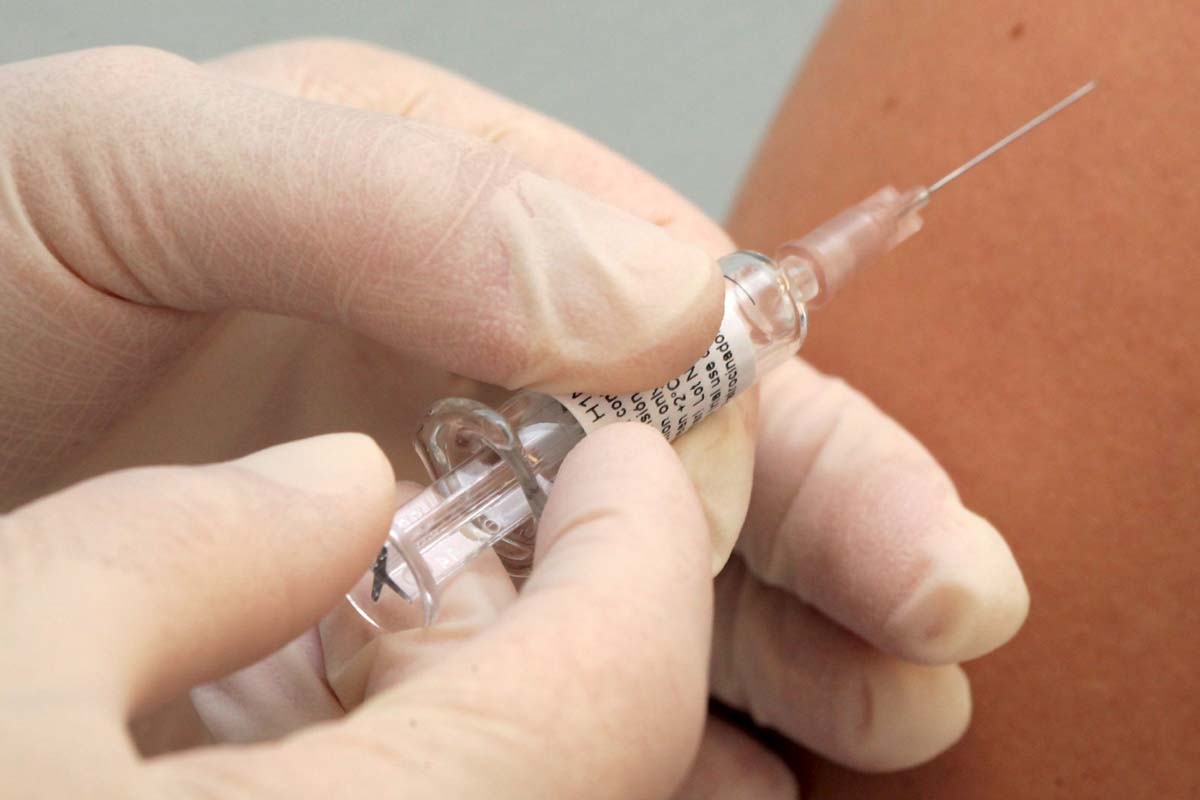 CCSS entra en recta final de jornada de vacunación contra la influenza