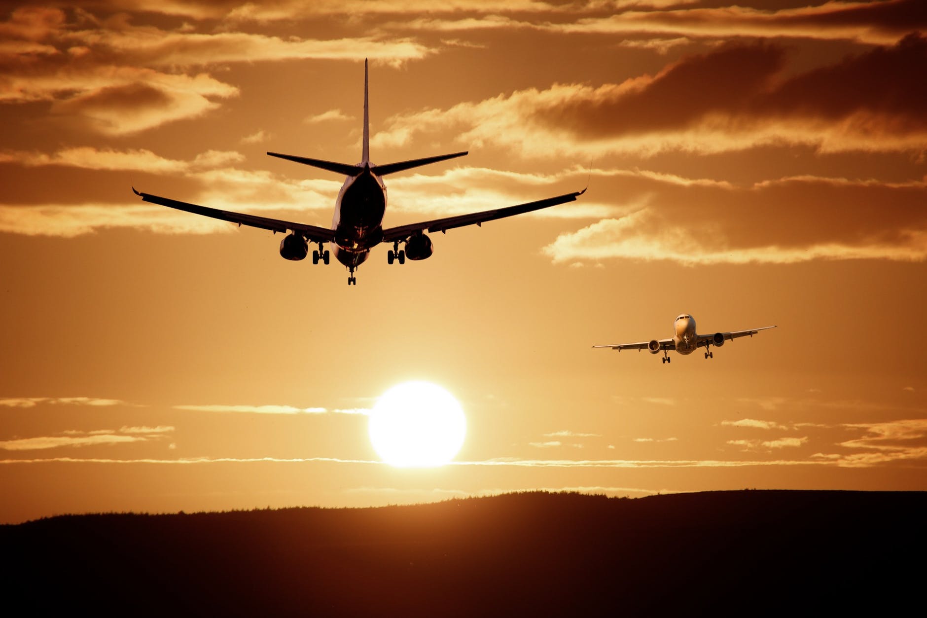 Aviación Civil apoyará reforma a ley de migración ante reclamos de controladores aéreos