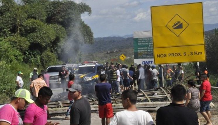 Venezuela pidió a Brasil que resguarde a sus ciudadanos tras ataques a dos refugios en la frontera