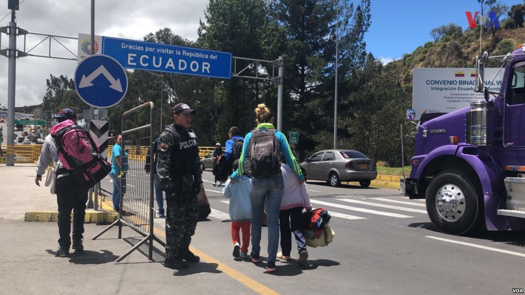 Ecuador abre canal humanitario para venezolanos que van a otros destinos