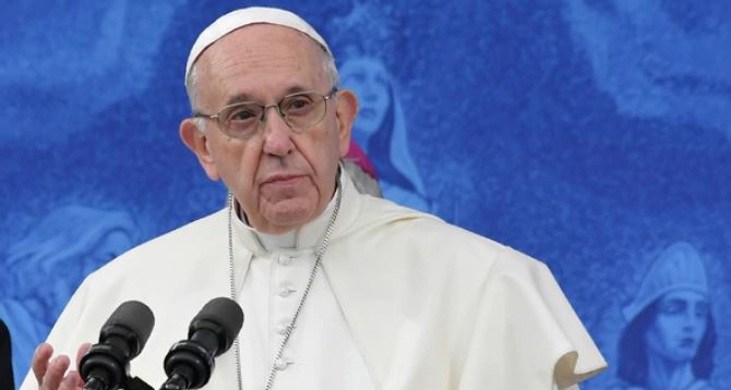 El papa Francisco «imploró el perdón de Dios» por el escándalo de abuso sexual