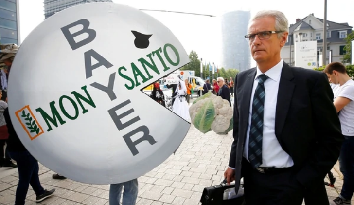 Bayer se desploma un 12% en la bolsa tras la condena contra Monsanto por el glifosato