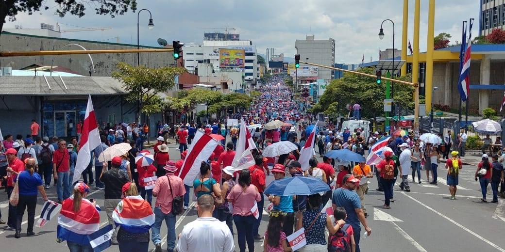 Sindicatos anuncian colapso en San José en gran marcha nacional