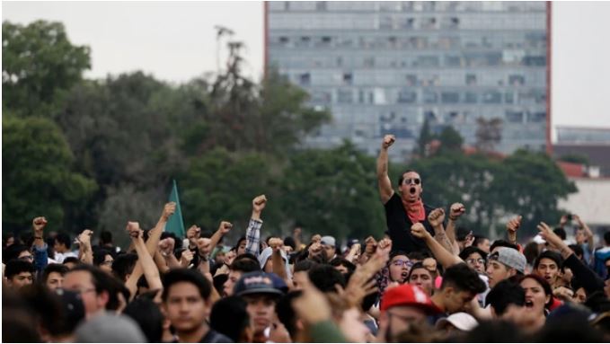 Estudiantes paralizaron universidad de México en protesta por ola de violencia