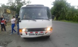 Presentan amparo contra director de Tránsito por bajar placas a buses con manifestantes