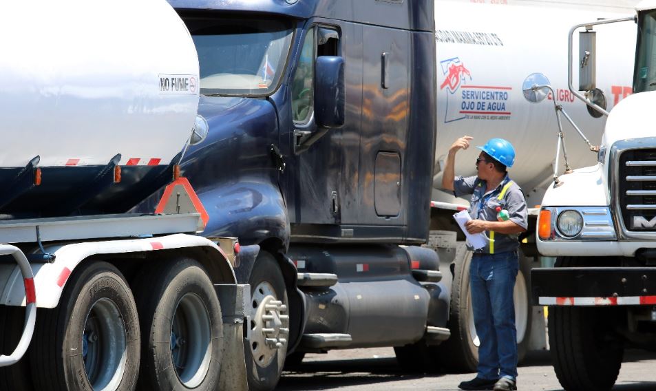 Empresarios de combustible piden a Policía ‘mano dura’ ante bloqueos