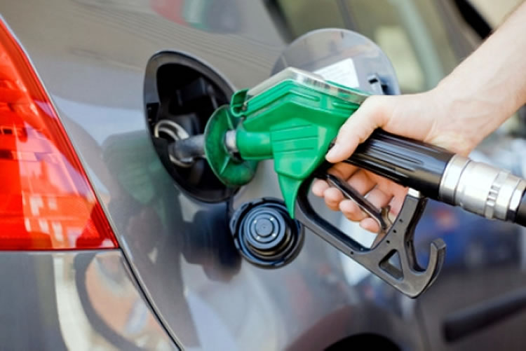 Combustibles subirán hasta ¢10 por litro a partir de este martes
