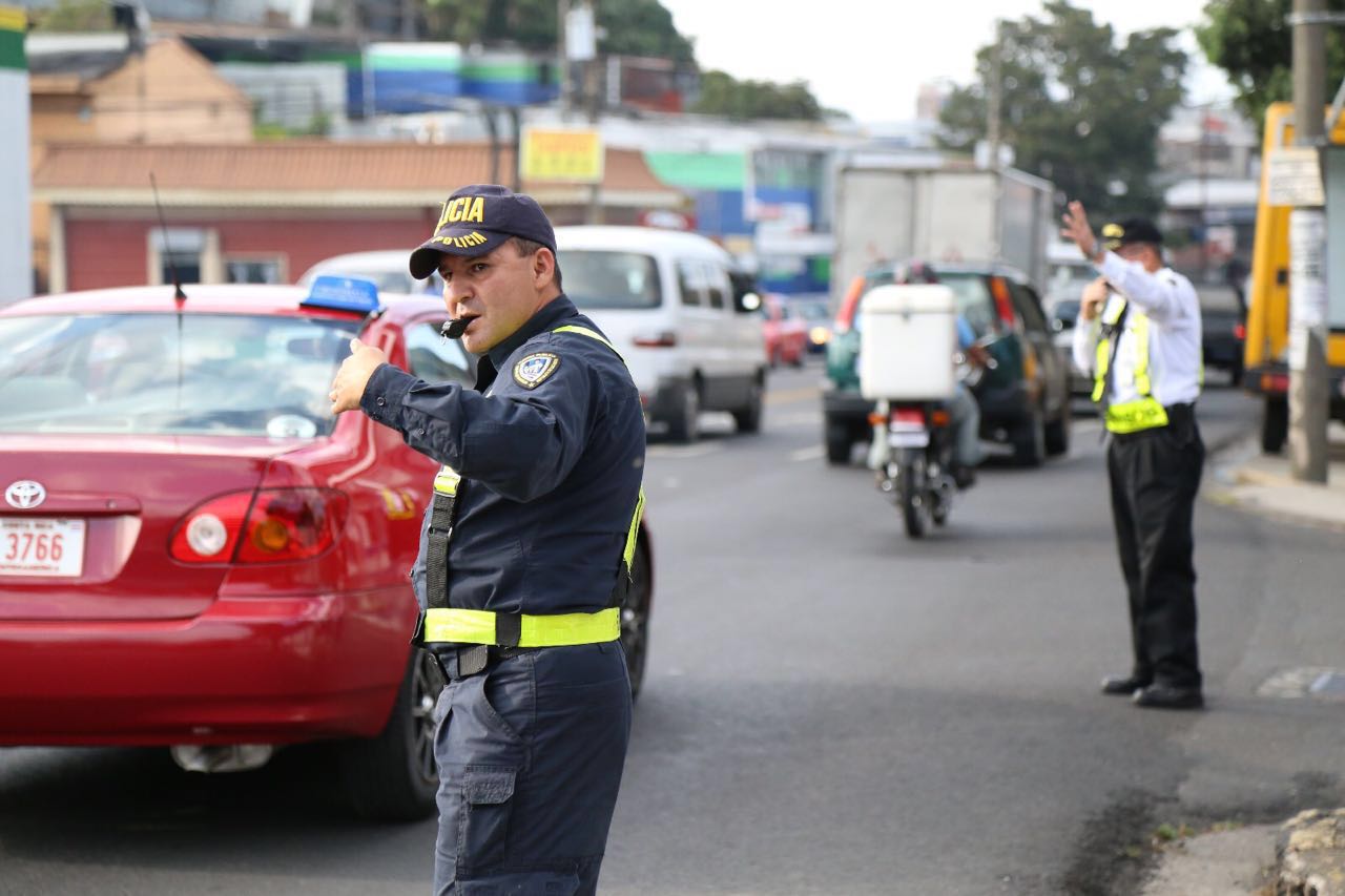 Policía advierte que no tolerará bloqueo de vías durante huelga nacional