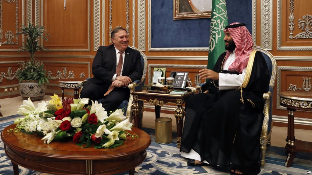 Pompeo se reúne con rey saudí y príncipe heredero por caso Khashoggi