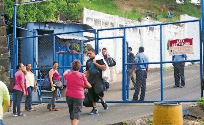 Costarricense detenido en Nicaragua tuvo interrogatorio extenso en El Chipote