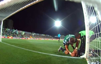 (Vídeo) Coates le salvó la vida a compañero de Sporting de Lisboa en pleno partido
