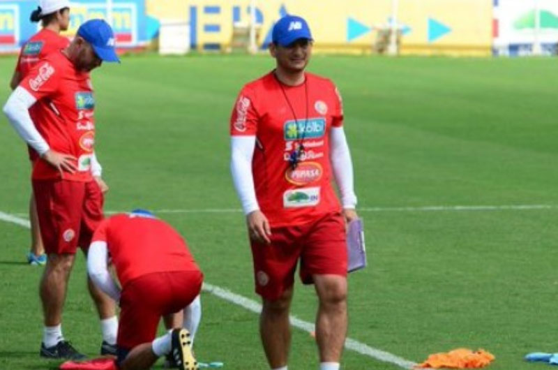 Ronald González elogió las cualidades de la selección de Perú