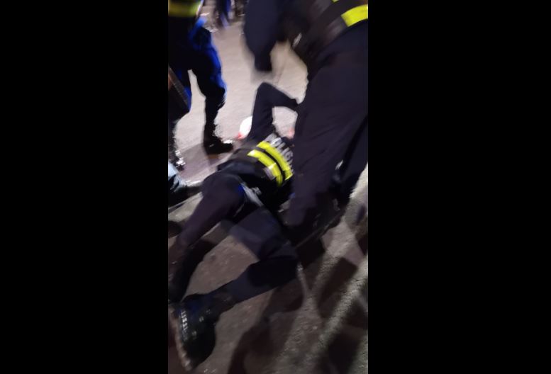 Agresión a policías tras carnaval impidió concierto y dejó 15 detenidos en San José