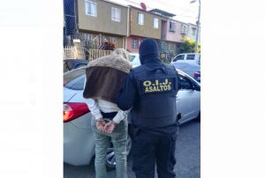 OIJ detiene a sospechosos de asaltar bares y restaurantes de comida rápida en San José